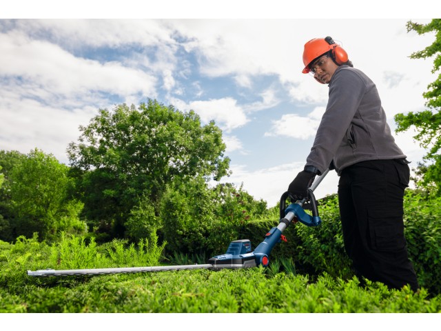 Akumulatorske škarje za živo mejo Bosch PRO GHE18V-50FP, 06008D5100